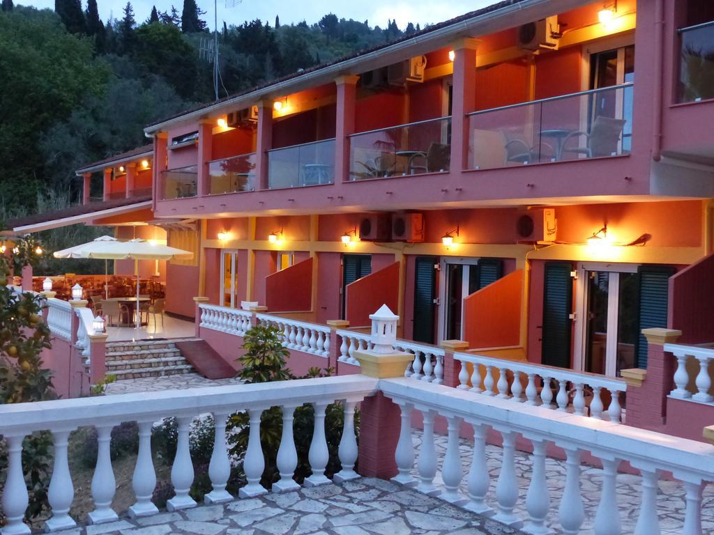 Hotel Penelope Mpoukaris Exteriör bild
